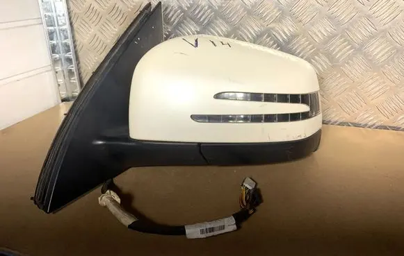 Mercedes-Benz GL X166 Front door electric wing mirror A1668104116