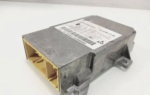 Mercedes-Benz CLS C218 X218 Airbag control unit/module A2189015100 5WK44303