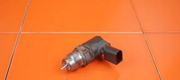 Ford Transit - Tourneo Connect Fuel pressure sensor 15MB12