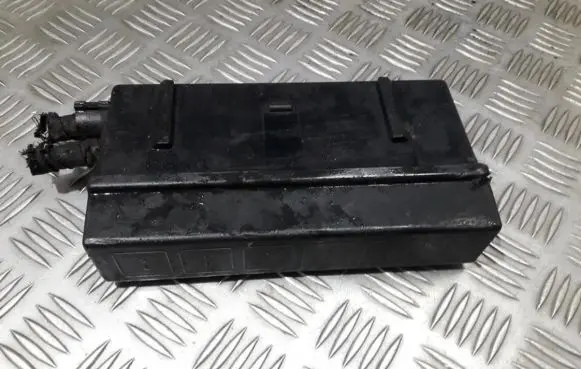 Opel Vectra B Fuse box set 90504296