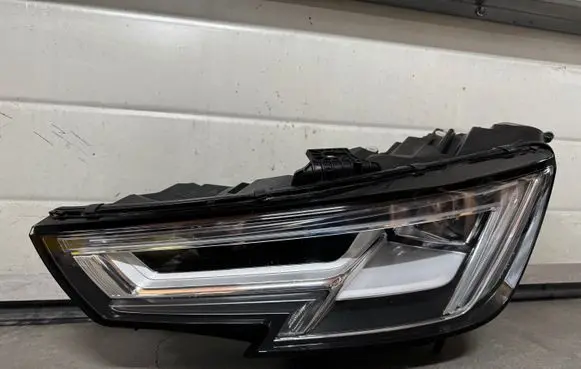 Audi A4 S4 B9 Headlight/headlamp 8W0941033