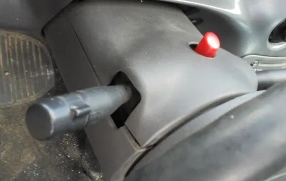 Wiper turn signal indicator stalk/switch