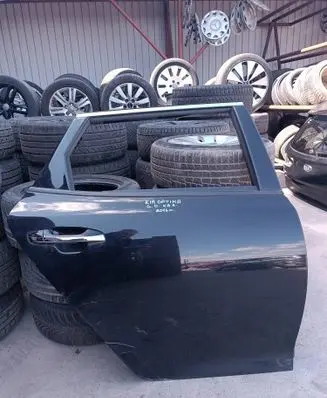 KIA Optima Rear door