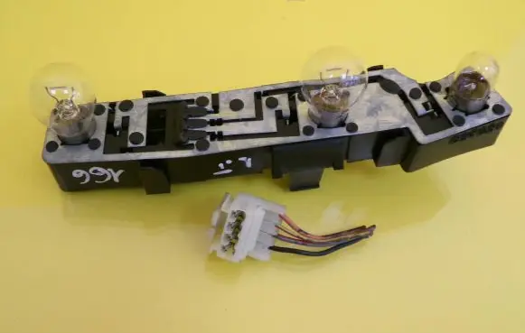 Alfa Romeo 166 Tail light bulb cover holder 38150751
