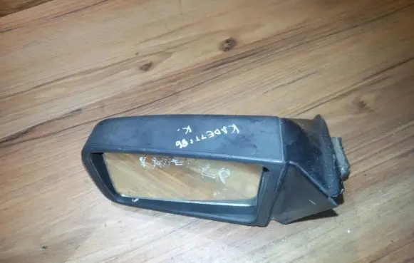 Opel Kadett E Front door electric wing mirror 167143