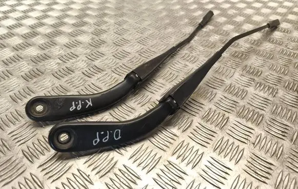 BMW 3 F30 F35 F31 Front wiper blade arm W000026577B