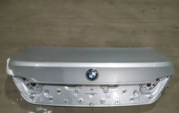 BMW 7 E65 E66 Tailgate/trunk/boot lid pilkas