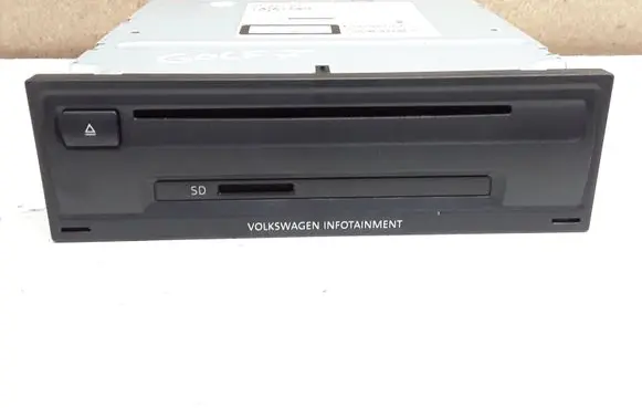 Head unit multimedia control