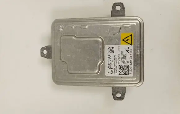 BMW 3 F30 F35 F31 Headlight ballast module Xenon 7296090 10EEG111308 130732931700