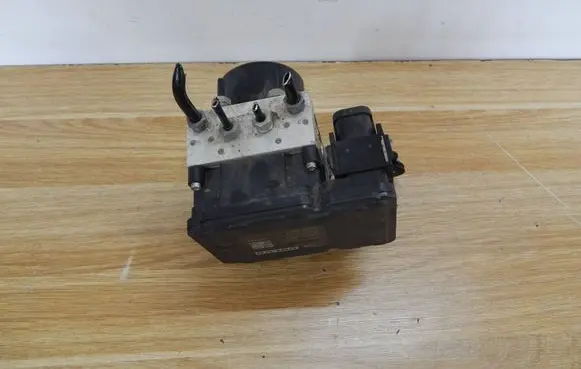Volvo XC60 ABS Pump 31423348 A426G 10021210034