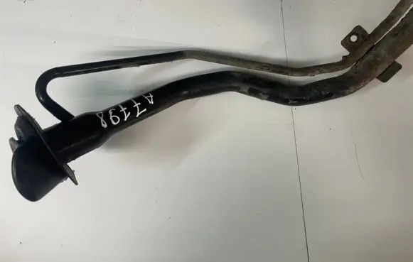 Fuel tank filler neck pipe