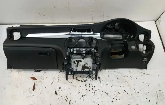Mercedes-Benz GLC X253 C253 Dashboard