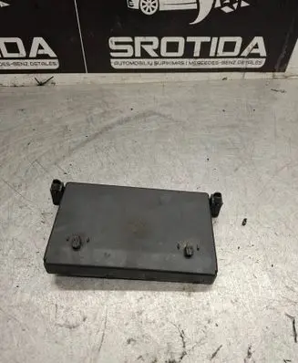 Mercedes-Benz C W203 Door control unit/module 2038201585