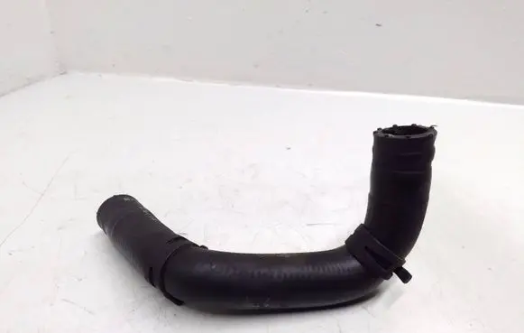 Mercedes-Benz C W205 Engine coolant pipe/hose A6512031382