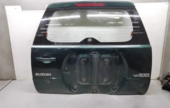 Suzuki Grand Vitara II Back/rear loading door 