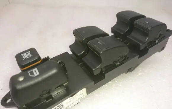 Toyota Corolla Verso AR10 Electric window control switch 848200F030 37073C175C05