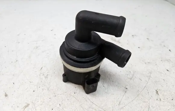 Volkswagen Tiguan Electric auxiliary coolant/water pump