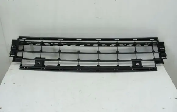 Volkswagen Golf VIII Front bumper lower grill 5H0853677F