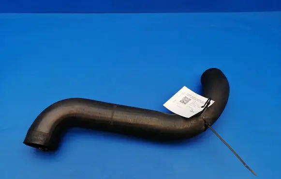 BMW 7 E38 Engine coolant pipe/hose
