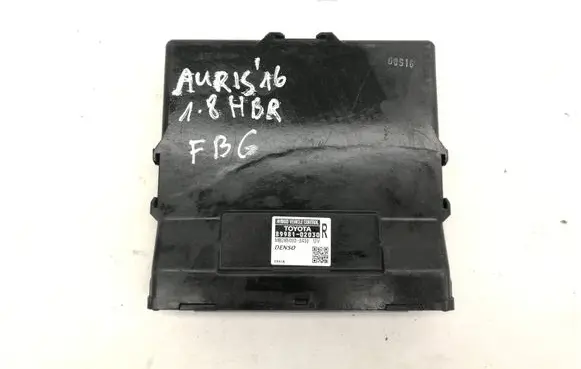 Toyota Auris E180 Engine control unit/module 8998102030