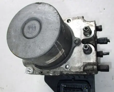 Mazda 6 ABS Pump GDK4437A0