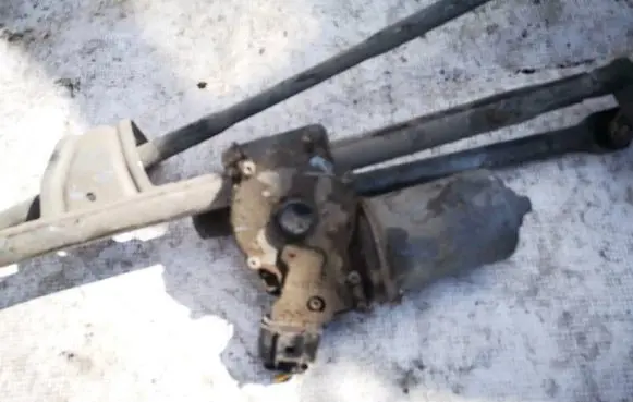 Opel Zafira B Wiper motor 404976