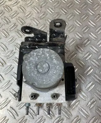 Mercedes-Benz Vito Viano W447 ABS Pump A4479008901