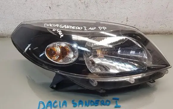 Dacia Sandero Headlight/headlamp