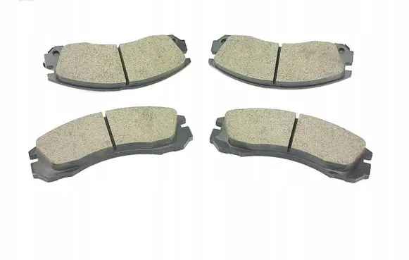 Mitsubishi Lancer VIII Brake pads (front) MB858400
