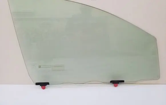 Toyota Avensis Verso Front door window glass four-door 43R00034 M214AS2