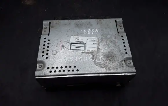 Land Rover Discovery 4 - LR4 Radio/CD/DVD/GPS head unit AH2218C815CC LRB200A Z017348