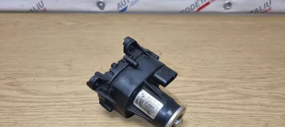 BMW 3 F30 F35 F31 Intake manifold valve actuator/motor 8570791