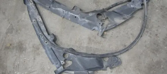 Jeep Grand Cherokee Other engine bay part 93785Q