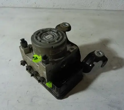Ford Mondeo MK I ABS Pump EG9C-2C405-ED