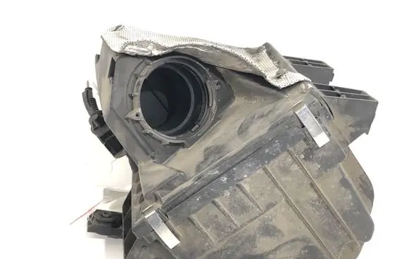 Air filter box