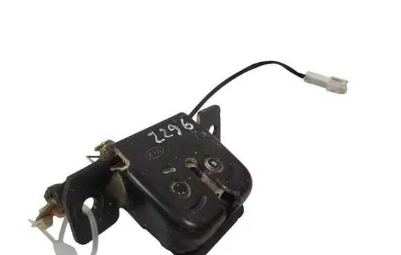 KIA Carens II Tailgate/trunk/boot lock/catch/latch