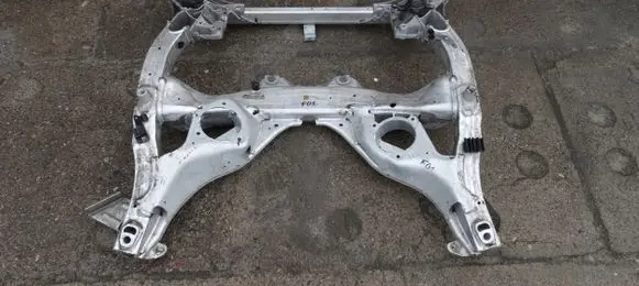 BMW 7 F01 F02 F03 F04 Engine mounting bracket 6796693