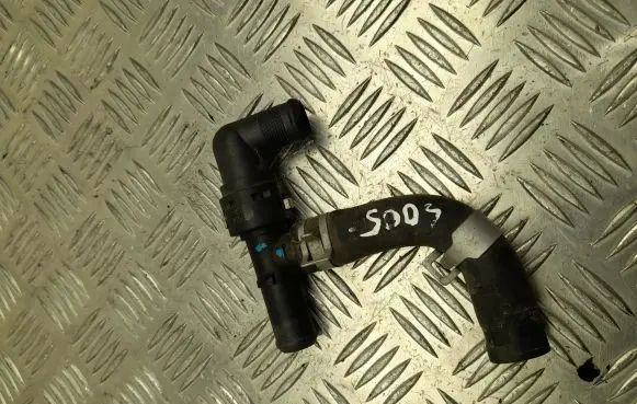 Hyundai Kona I Engine coolant pipe/hose 190320