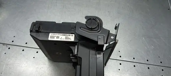 Volvo V70 Comfort/convenience module 30765149