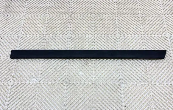 Peugeot 2008 I Front door trim (molding) 9678406677