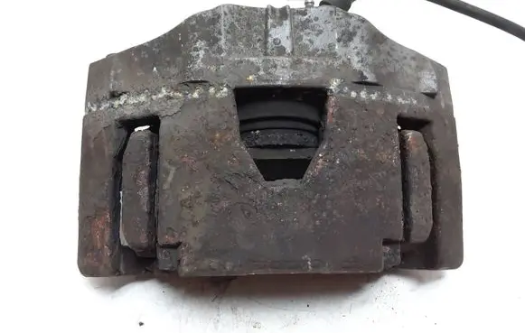 Volvo XC90 Front brake caliper 30657303