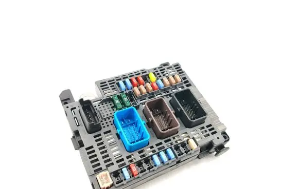Citroen C4 II Fuse box set 9674921580