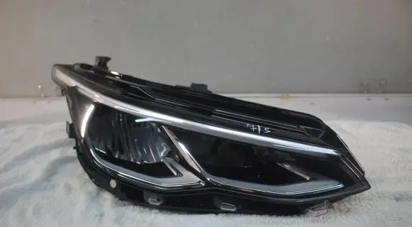 Volkswagen Golf VII Headlight/headlamp 5H1941006B 90150891 9001VP4AAEF0