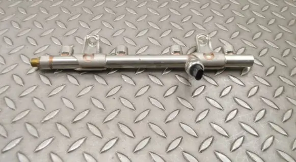 Audi A4 S4 B9 8W Fuel main line pipe 06L133317N 06L906054E