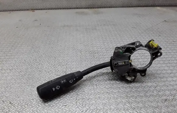 Mercedes-Benz E W210 Indicator stalk 2105450110