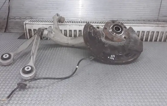 Audi A6 S6 C5 4B Front wheel hub spindle knuckle