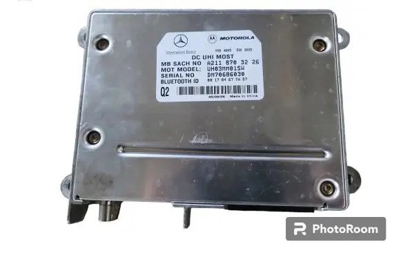 Mercedes-Benz R W251 Bluetooth control unit module A2118703226