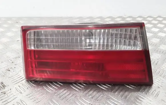 Hyundai Sonata Tailgate rear/tail lights L924033K0