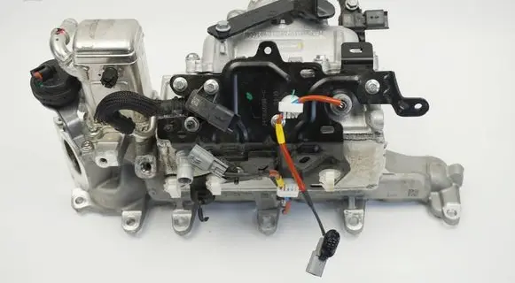 Renault Trafic III (X82) Intake manifold 161A05894R 165786344R 140013553R