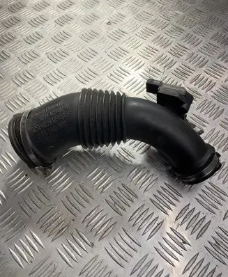 Audi A5 8T 8F Air intake hose/pipe 059129615F 059129627L 446301